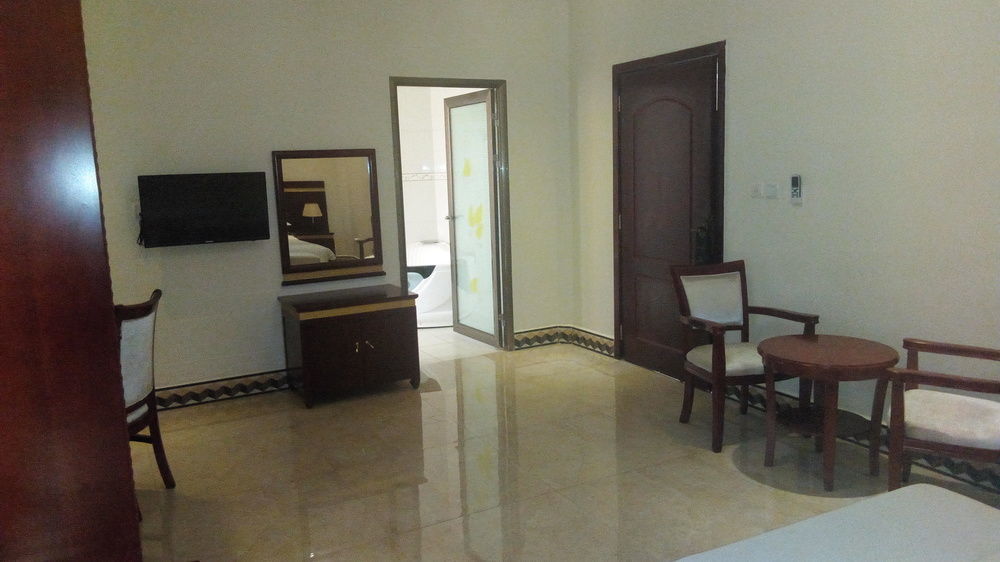 Dove Hotel Кигали Экстерьер фото