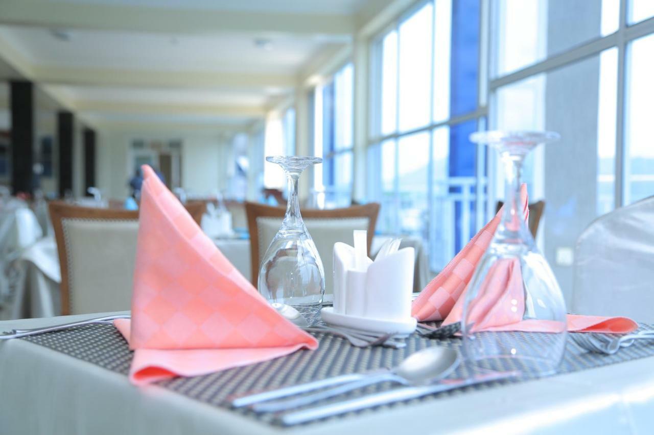 Dove Hotel Кигали Экстерьер фото